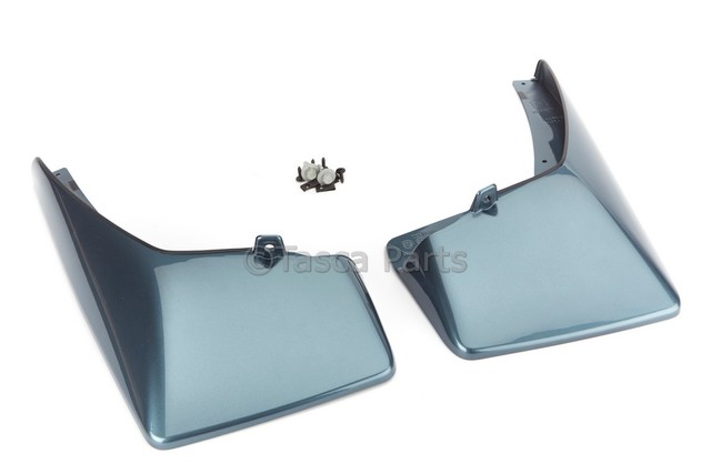 19212768 - Exterior: Mud Guard for Chevrolet: Silverado 1500, Silverado 1500 Classic, Silverado 1500 HD Classic, Silverado 2500 HD, Silverado 2500 HD Classic, Silverado 3500 Classic, Silverado 3500 HD Image