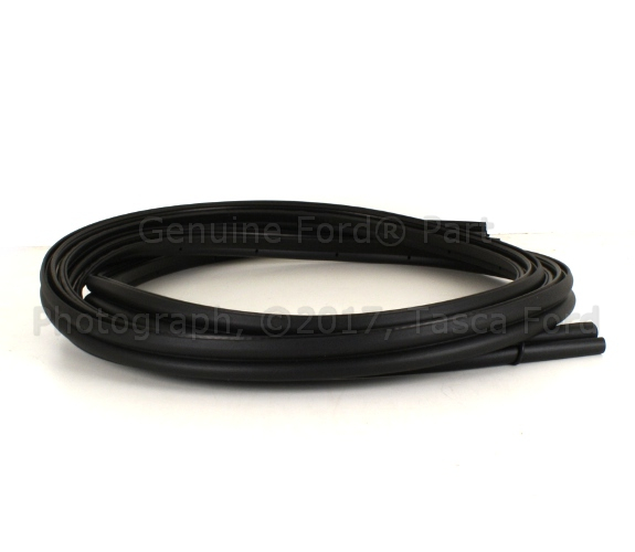 8L2Z78404A06A - Body: Weatherstrip for Ford: Explorer | Lincoln: Aviator | Mercury: Mountaineer Image