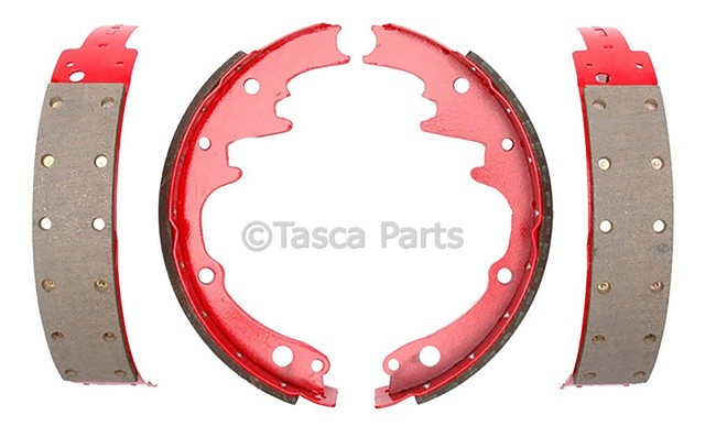 19307565 - Brakes: Drum Brake Shoe for Chevrolet: Blazer, C/K Pickup, C1500, C2500, C3500, K1500 Pickup, K2500 Pickup, K3500 Pickup, K5 Blazer, P30, Suburban C10, Suburban K10, Suburban R10 | GMC: C1500 Pickup, C2500 Pickup, C3500 Pickup, Jimmy, K1500 Pickup, K2500 Pickup, K3500 Pickup, P3500, Suburban C1500, Suburban K1500 Image