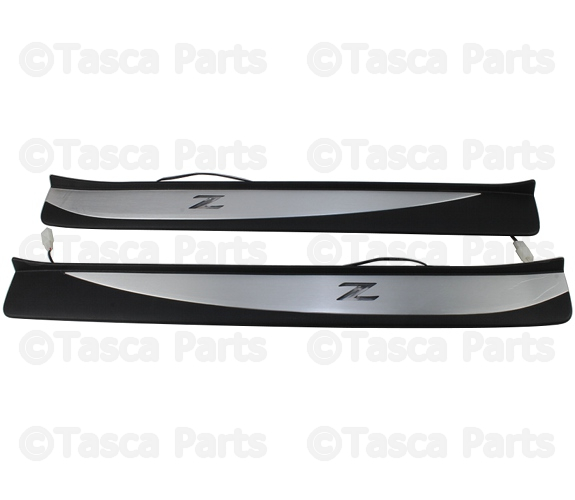 G69501EA0A - : Illuminated Kick Plates for Nissan Image