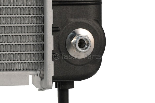 2006-2011 GM Radiator 25769584 | TascaParts.com
