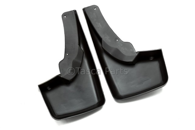 12498060 - Body: Mud Guard for Chevrolet: Silverado 1500, Silverado 1500 Classic, Silverado 1500 HD, Silverado 1500 HD Classic, Silverado 2500, Silverado 2500 HD, Silverado 2500 HD Classic, Silverado 3500, Silverado 3500 Classic, Silverado 3500 HD Image