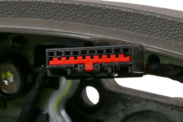 22846335 - Steering: Steering Wheel for Buick: LaCrosse Image