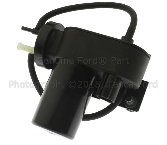 7C3Z2A451B - Emission System: Vacuum Pump for Ford: F-250 Super Duty, F-350 Super Duty, F-450 Super Duty, F-550 Super Duty Image