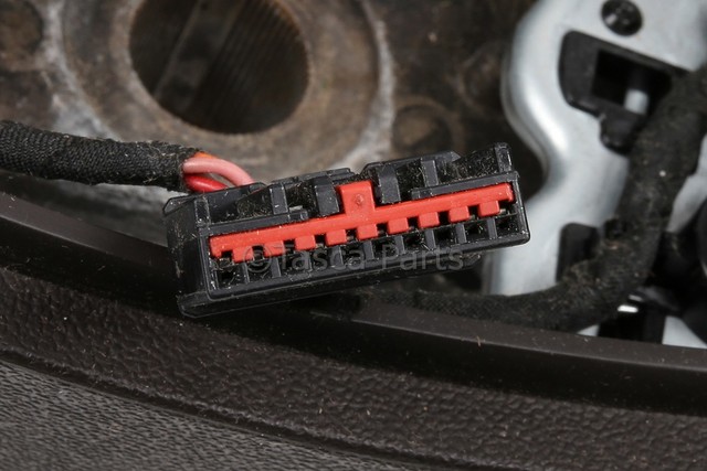 22846338 - Steering: Steering Wheel for Buick: LaCrosse Image