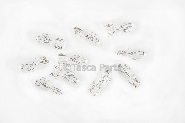 94535587 - Electrical: High Mount Bulb for Chevrolet: Aveo, Aveo5 | Pontiac: G3 Image