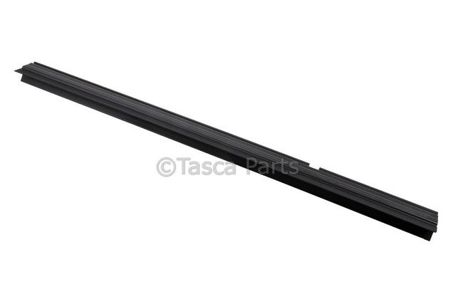 20772521 - Cooling System: Radiator Upper Seal for GM Image