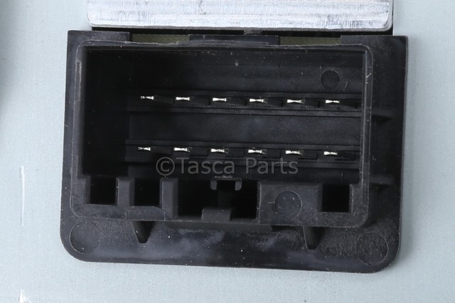 42596898 - : Accessory AC and DC Power Control Module for GM Image