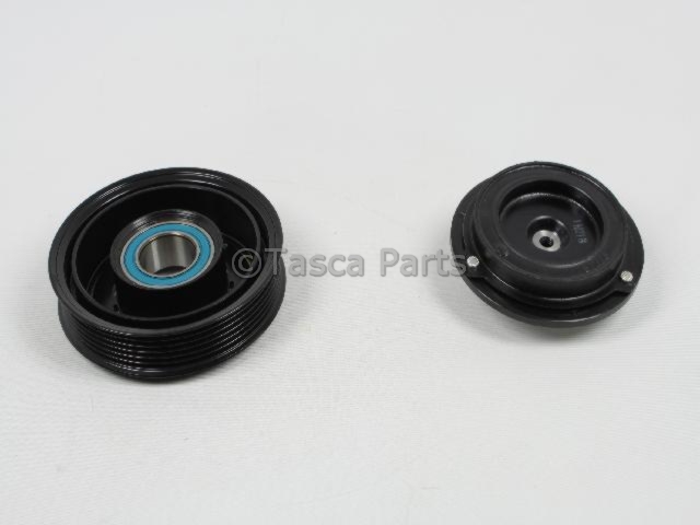 68087443AD - : A/C Compressor Pulley Hub Kit for Chrysler: Town &amp; Country | Dodge: Grand Caravan, Journey | Ram: C/V Image