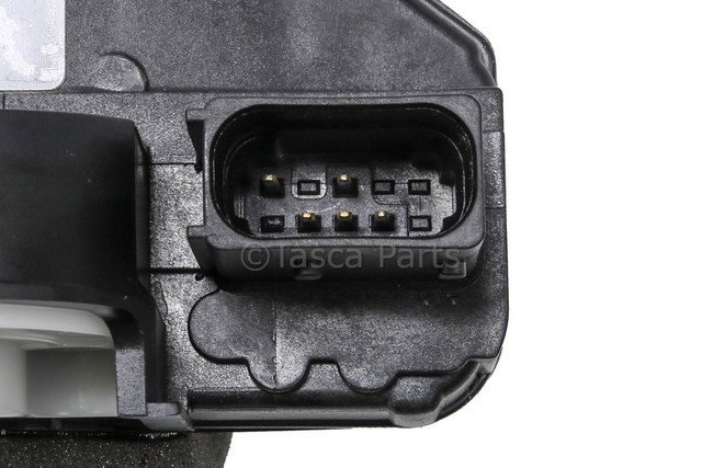 Front Passenger Side Door Latch 13579523 | TascaParts.com