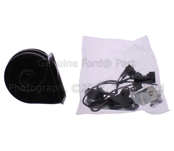 2W7Z13800AA - Electrical: High Note Horn for Ford: Aerostar, Contour, Crown Victoria, E-150, E-150 Club Wagon, E-150 Econoline, E-150 Econoline Club Wagon, E-250, E-250 Econoline, E-250 Econoline Club Wagon, E-350 Club Wagon, E-350 Econoline, E-350 Econoline Club Wagon, E-350 Super Duty, E-450 Econoline Super Duty, E-450 Super Duty, Econoline Super Duty, Escape, Escort, Expedition, Explorer, F-150, F-250, Focus, Taurus | Lincoln: Aviator, Navigator | Mercury: Grand Marquis, Mariner, Mountaineer, Mystique, Sable, Tracer Image
