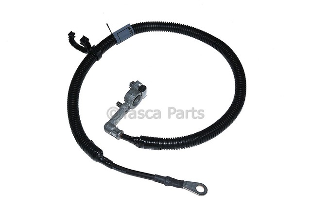 22846480 - Electrical: Battery Cable for Chevrolet: Avalanche, Silverado 1500, Silverado 1500 Classic, Silverado 2500 HD, Silverado 3500 HD, Suburban 1500, Tahoe | GMC: Sierra 1500, Sierra 1500 Classic, Sierra 2500 HD, Sierra 3500 HD, Yukon, Yukon XL 1500, Yukon XL 2500 Image