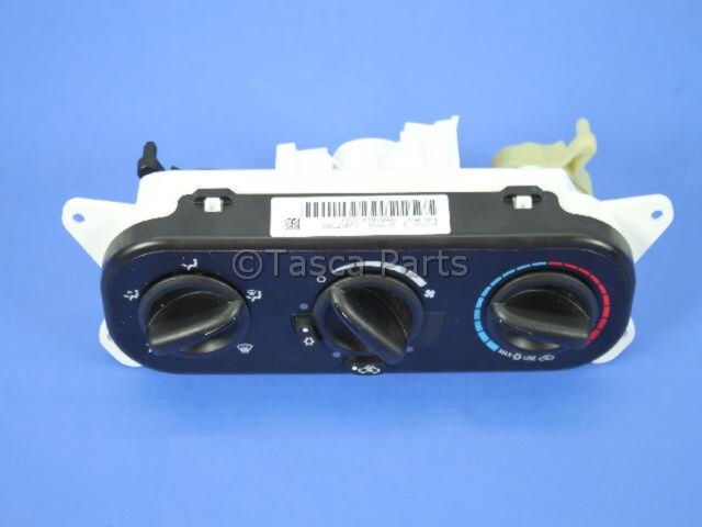 55111879AC - Air Conditioners and Heaters: A/c And Heater Control for Chrysler: PT Cruiser Image
