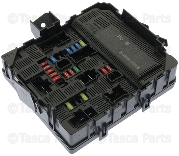ハナ 2016-2024 Nissan Genuine OEM Nissan Titan 5.6L IPDM Control
