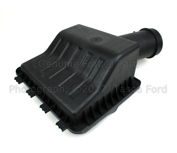 AL3Z9661B - Engine: Upper Cover for Ford: Expedition, F-150, F-250 Super Duty, F-350 Super Duty, F-450 Super Duty | Lincoln: Navigator Image