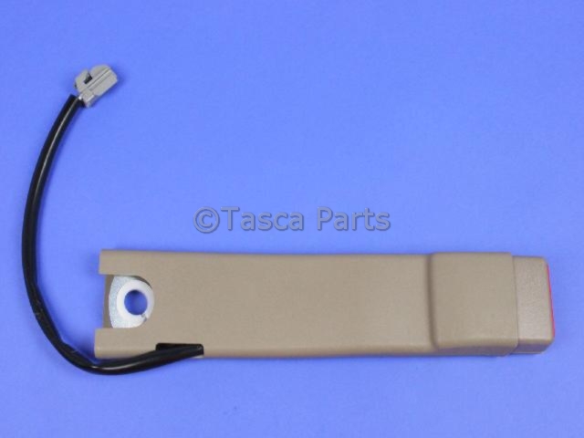 5KU971K2AA - Restraints: Front Inner Seat Belt for Dodge: Ram 1500, Ram 2500, Ram 3500 | Ram: 1500, 2500, 3500 Image