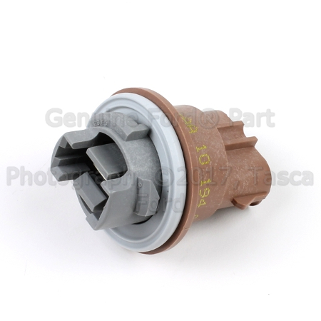 F47Z13411A - Electrical: Socket for Ford: Crown Victoria, Escape, Explorer, Explorer Sport, Explorer Sport Trac, F-150, F-150 Heritage, F-250, F-250 Super Duty, F-350 Super Duty, F-450 Super Duty, F-550 Super Duty, Mustang, Ranger, Windstar | Lincoln: Aviator, Blackwood, Navigator Image