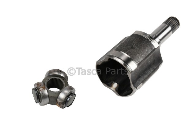 15855622 - Suspension: Inner Joint Assembly for GM Image