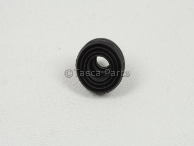 Isolator - Mopar (68073694AA)