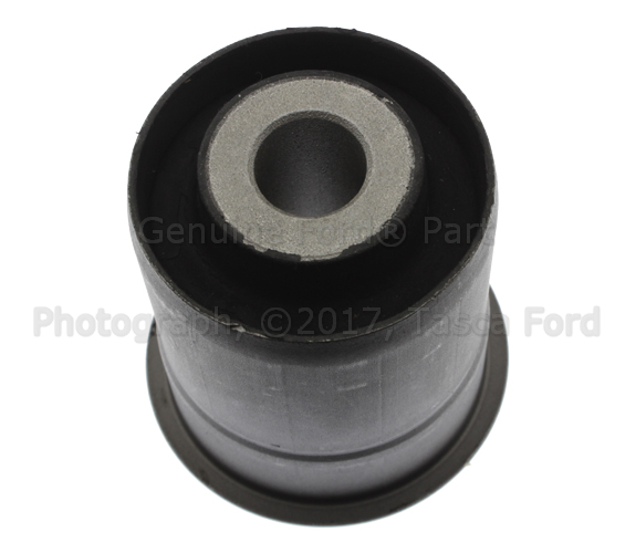 5C3Z3B203A - Suspension: Radius Arm Insulator for Ford: F-250 Super Duty, F-350 Super Duty, F-450 Super Duty, F-550 Super Duty Image