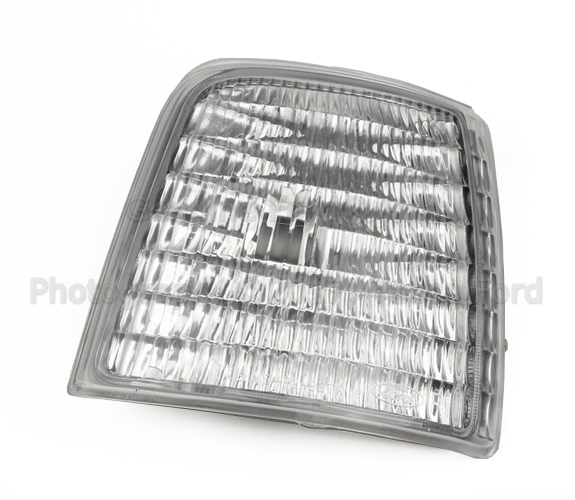F2TZ15A201C - Electrical: Side Marker Lamp for Ford: Bronco, F-150, F-250, F-250 HD, F-350, F-Super Duty Image