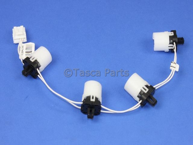 52029417AB - Electrical: Horn Switch for Chrysler: PT Cruiser Image