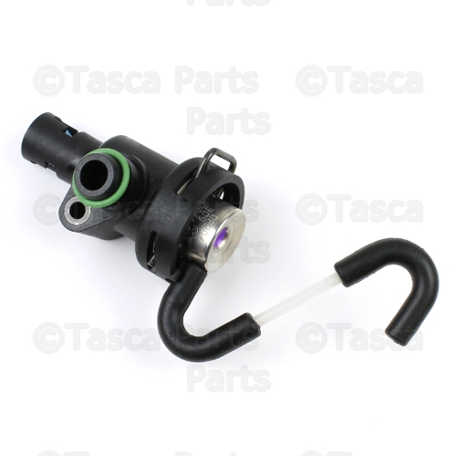 8658092 - : Fuel Pressure Regulator for Volvo: S40, V40 Image