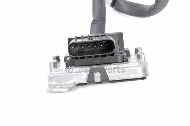 24001919 - : Nitrogen Oxides Sensor for GM Image