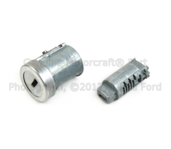 AU5Z11582B - Steering: Ignition Cylinder for Ford: Edge, Expedition, Explorer, Explorer Sport Trac, F-150, F-250 Super Duty, F-350 Super Duty, F-450 Super Duty, F-550 Super Duty, Five Hundred, Freestyle, Mustang, Police Interceptor Sedan, Police Interceptor Utility, Police Responder Hybrid, Special Service Police Sedan, SSV Plug-In Hybrid, Taurus | Lincoln: Aviator, Mark LT, MKX, Navigator | Mercury: Montego, Mountaineer Image