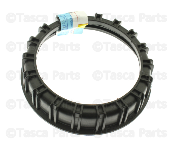 1325236 - Fuel System: Sending Unit Retainer for Volvo Image