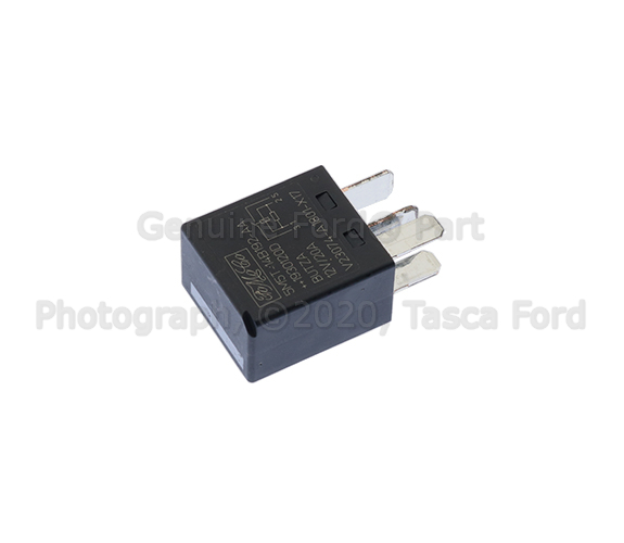 5M5Z14N089AA - Electrical: Relay for Ford: C-Max, E-150, E-250, E-350 Super Duty, E-450 Super Duty, E-Transit, Escape, F-150, F-250 Super Duty, F-350 Super Duty, F-450 Super Duty, Fiesta, Flex, Focus, Fusion, Mustang, Ranger, Transit Connect, Transit-150, Transit-250, Transit-350, Transit-350 HD | Lincoln: Continental, Mark LT, MKC, MKS | Mercury: Milan Image