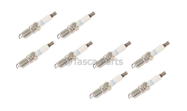 12681662 - Electrical: Spark Plug for Buick: Lucerne, Terraza | Chevrolet: Impala, Malibu, Monte Carlo, Uplander | Pontiac: G6, Montana | Saturn: Aura, Relay, Vue Image