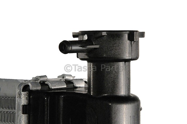 52481444 - Cooling System: Radiator for Cadillac: Escalade | Chevrolet: C1500, C2500, C3500, K1500 Pickup, K2500 Pickup, K3500 Pickup, Suburban C1500, Suburban C2500, Suburban K1500, Suburban K2500, Tahoe | GMC: C1500 Pickup, C2500 Pickup, C3500 Pickup, C3500HD, K1500 Pickup, K2500 Pickup, K3500 Pickup, Suburban C1500, Suburban C2500, Suburban K1500, Suburban K2500, Yukon Image