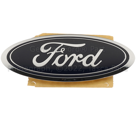 ma-ku 2020-2025 Ford Door Emblem LJ6Z-7842528-B | TascaParts.com
