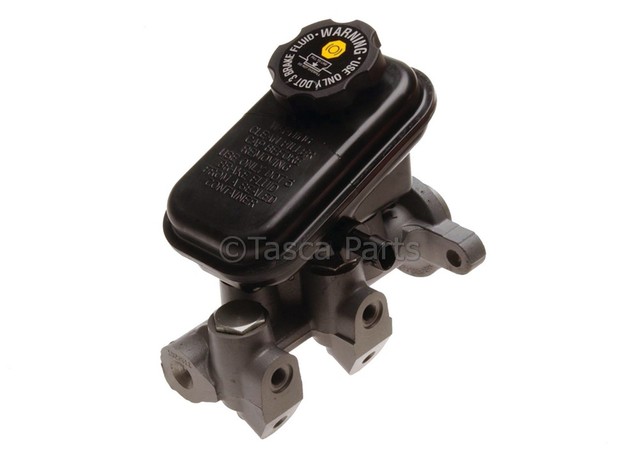 18021215 - Brakes: Master Cylinder for Buick: Century | Oldsmobile: Cutlass Ciera, Cutlass Cruiser Image