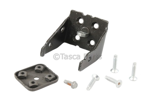 88937054 - Body: Upper Hinge for Buick: Rainier | Chevrolet: Trailblazer, Trailblazer EXT | GMC: Envoy, Envoy XL, Envoy XUV | Oldsmobile: Bravada Image