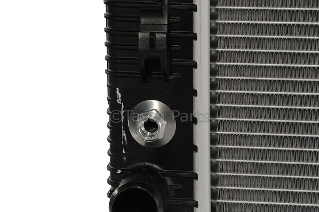 2008-2009 GM Radiator 19130404 | TascaParts.com