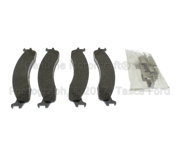 BRF1391 - Brakes: Motorcraftâ„¢ Disc Brake Pad Set for Ford: E-250, E-250 Econoline, E-350 Econoline, E-350 Econoline Club Wagon, E-350 Super Duty, E-450 Econoline Super Duty Image