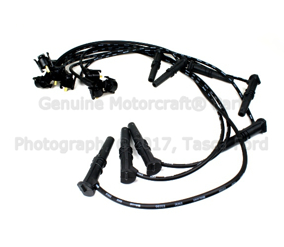 F8PZ12259LA - : Plug Wire Set for Ford: Crown Victoria, E-150 Econoline, E-150 Econoline Club Wagon, Expedition, F-150, F-250 | Lincoln: Navigator, Town Car | Mercury: Grand Marquis Image