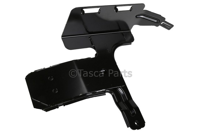 15088347 - Emission System: Vapor Canister Bracket for Cadillac: Escalade ESV, Escalade EXT | Chevrolet: Avalanche, Avalanche 1500, Avalanche 2500, Suburban 1500, Suburban 2500 | GMC: Yukon XL 1500, Yukon XL 2500 Image