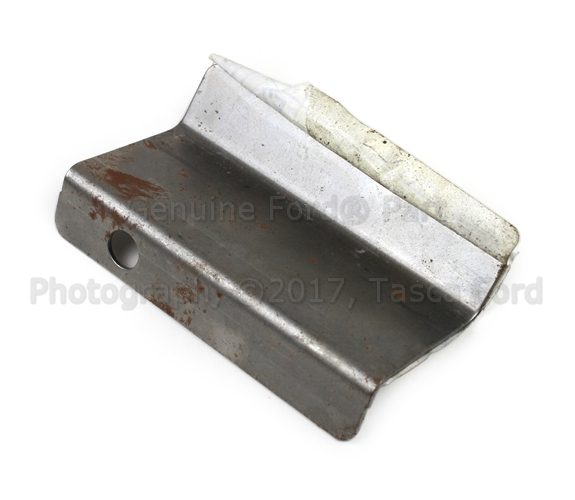 F7UZ16D186AA - Body: Fender Lower Reinforced for Ford: E-150, E-150 Club Wagon, E-150 Econoline, E-150 Econoline Club Wagon, E-250, E-250 Econoline, E-350 Club Wagon, E-350 Econoline, E-350 Econoline Club Wagon, E-350 Super Duty, E-450 Econoline Super Duty, E-450 Super Duty, Econoline Super Duty Image