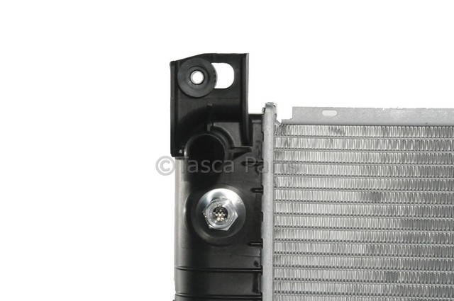 22840116 - Cooling System: Radiator for Cadillac: Escalade, Escalade ESV, Escalade EXT | Chevrolet: Avalanche 2500, Silverado 1500, Silverado 1500 Classic, Silverado 1500 HD, Silverado 1500 HD Classic, Silverado 2500, Silverado 2500 HD, Silverado 2500 HD Classic, Silverado 3500, Silverado 3500 Classic, Silverado 3500 HD, Suburban 1500, Suburban 2500 | GMC: Sierra 1500, Sierra 1500 Classic, Sierra 1500 HD, Sierra 1500 HD Classic, Sierra 2500, Sierra 2500 HD, Sierra 2500 HD Classic, Sierra 3500, Sierra 3500 Classic, Sierra 3500 HD, Yukon, Yukon XL 1500, Yukon XL 2500 | Hummer: H2 Image