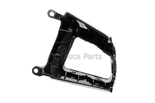 22982666 - Body: Steering Wheel Trim for GM Image