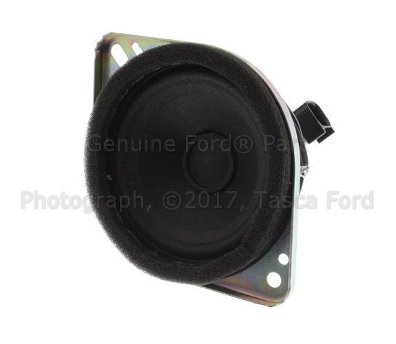 DS7Z18808H - Body: Inst Panel Speaker for Ford: Expedition, Explorer, F-150, F-250 Super Duty, F-350 Super Duty, F-450 Super Duty, Fusion, Police Interceptor Utility, Police Responder Hybrid, SSV Plug-In Hybrid | Lincoln: MKZ Image