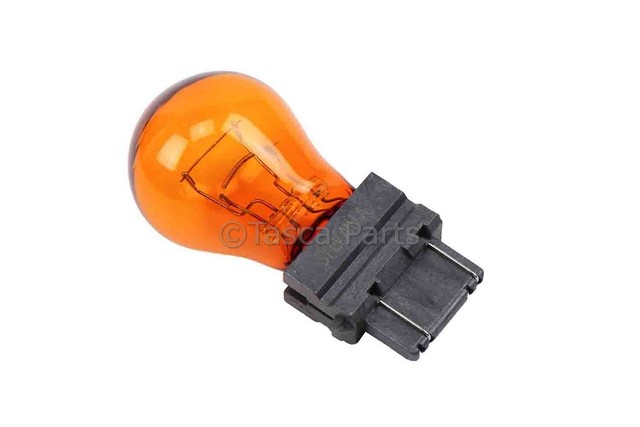 15828918 - Electrical: Signal Lamp Bulb for Buick: Century, LaCrosse, Regal | Cadillac: DeVille, Escalade, Escalade ESV, Escalade EXT, Seville | Chevrolet: Astro, Avalanche 1500, Avalanche 2500, Blazer, Captiva Sport, Classic, Colorado, G10, G20, G30, HHR, Impala, Impala Limited, Malibu, Monte Carlo, P30, S10, Silverado 1500, Silverado 1500 Classic, Silverado 1500 HD, Silverado 1500 HD Classic, Silverado 2500, Silverado 2500 HD, Silverado 2500 HD Classic, Silverado 3500, Silverado 3500 Classic, Silverado 3500 HD, Sonic, Traverse, Venture | GMC: Canyon, G1500, G2500, G3500, Jimmy, P3500, Safari, Sierra 1500, Sierra 1500 Classic, Sierra 2500 HD, Sierra 3500 HD, Sonoma, Yukon, Yukon XL 1500 | Hummer: H2 | Oldsmobile: Alero, Aurora, Bravada, Cutlass, Intrigue, Silhouette | Pontiac: Bonneville, Firebird, Grand Am, Montana, Sunfire, Trans Sport | Saturn: SC1, SL, SL1, SL2, SW1, SW2, Vue Image