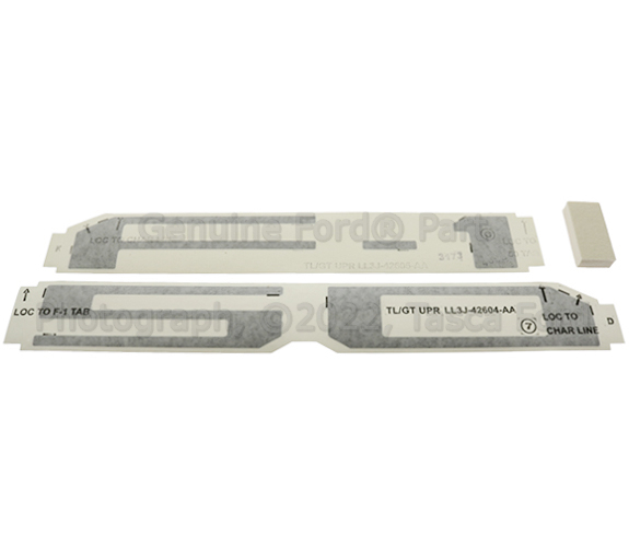 Molding LL3Z-9941018-A | TascaParts.com