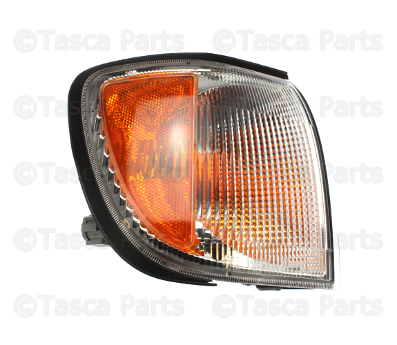 261202W625 - : Combo Lamp Assembly - Passenger Side (RH) for Nissan: Pathfinder Image