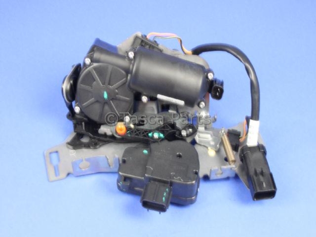 68030378AG - : Latch-Sliding Door - Passenger Side (RH) for Chrysler: Town &amp; Country | Dodge: Grand Caravan | Ram: C/V Image