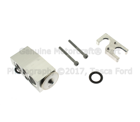 9L3Z19849A - HVAC: Expansion Valve for Ford: Expedition, F-150 | Lincoln: Navigator Image