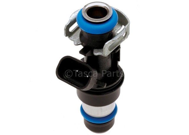 17113698 - Fuel System: Injector for Buick: Rainier | Cadillac: Escalade, Escalade ESV, Escalade EXT | Chevrolet: Avalanche 1500, Express 1500, Express 2500, Express 3500, Silverado 1500, Silverado 1500 Classic, Silverado 1500 HD, Silverado 1500 HD Classic, Silverado 2500, Silverado 2500 HD, Silverado 2500 HD Classic, Silverado 3500, Silverado 3500 Classic, SSR, Suburban 1500, Suburban 2500, Tahoe, Trailblazer EXT | GMC: Envoy XL, Envoy XUV, Savana 1500, Savana 2500, Savana 3500, Sierra 1500, Sierra 1500 Classic, Sierra 1500 HD, Sierra 1500 HD Classic, Sierra 2500, Sierra 2500 HD, Sierra 2500 HD Classic, Sierra 3500, Sierra 3500 Classic, Yukon, Yukon XL 1500, Yukon XL 2500 | Hummer: H2 Image